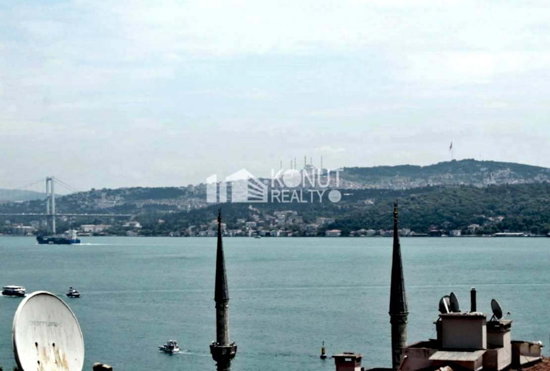 Gümüşsuyu Caddede Manzaralı, 250 m² Satılık Ofis