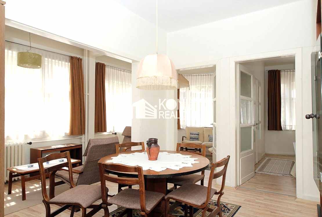 Gümüşsuyu'nda Mobilyalı 2+1 Ferah Balkonlu Daire