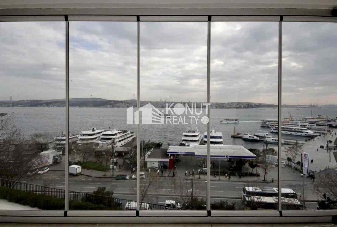 Kabataş'ta Boğaz Manzaralı 1+1 Kiralık Daire