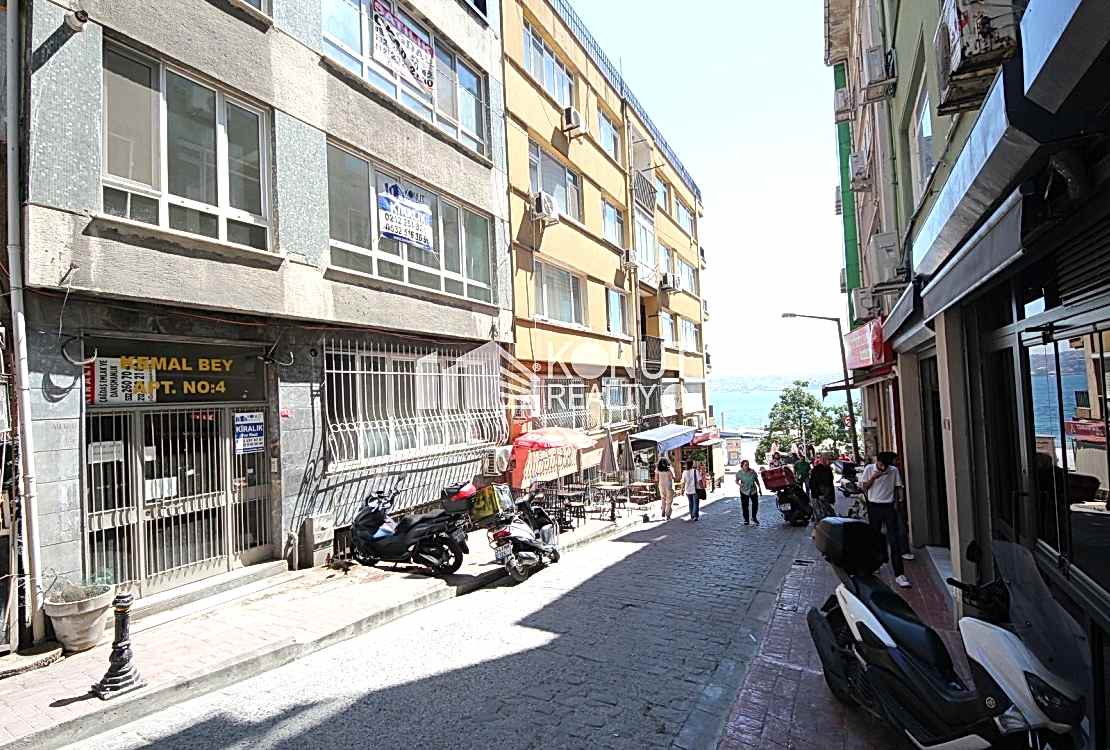 Kabataş'ta Mükemmel Konumda 2+1 Daire